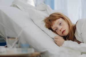 医院里的孩子生病了