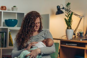 母乳喂养的孩子在母乳喂养
