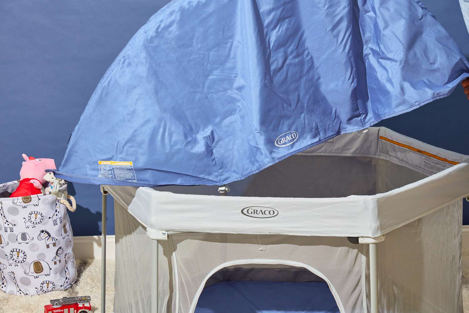 Graco Pack 'n Play LiteTraveler LX Playard