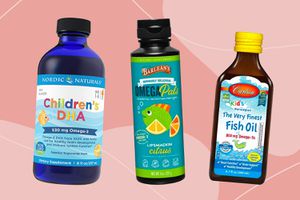 Best fish oil for kids collaged against pink patterned background