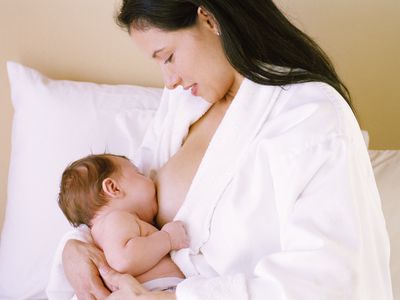 breastfeeding mom