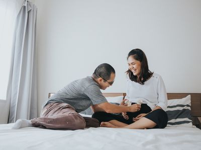 expectant couple