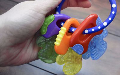 Nuby IcyBite Keys Teether