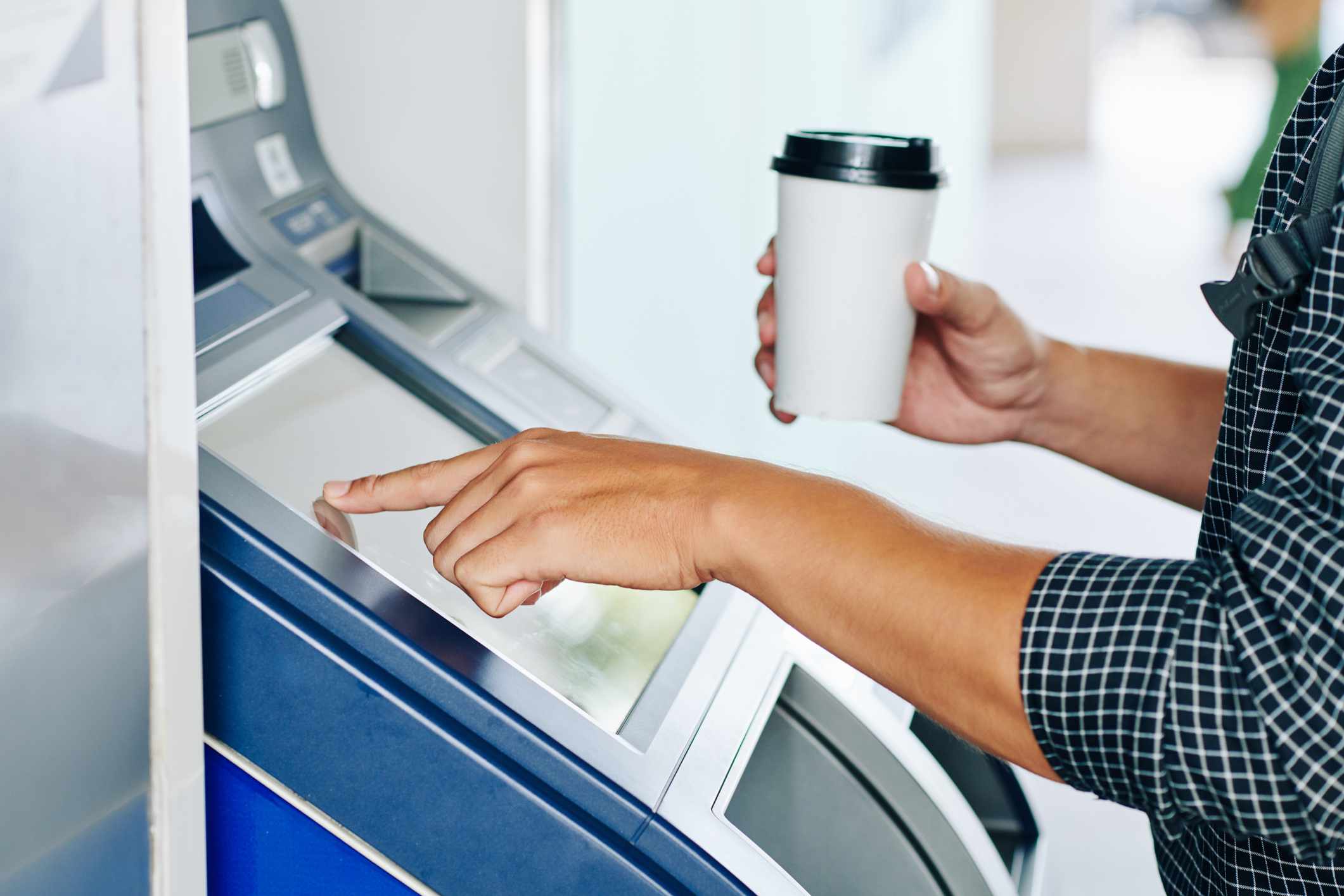 Student transferring money for college