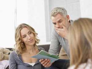 爸爸，爸爸，看着父母在学校里