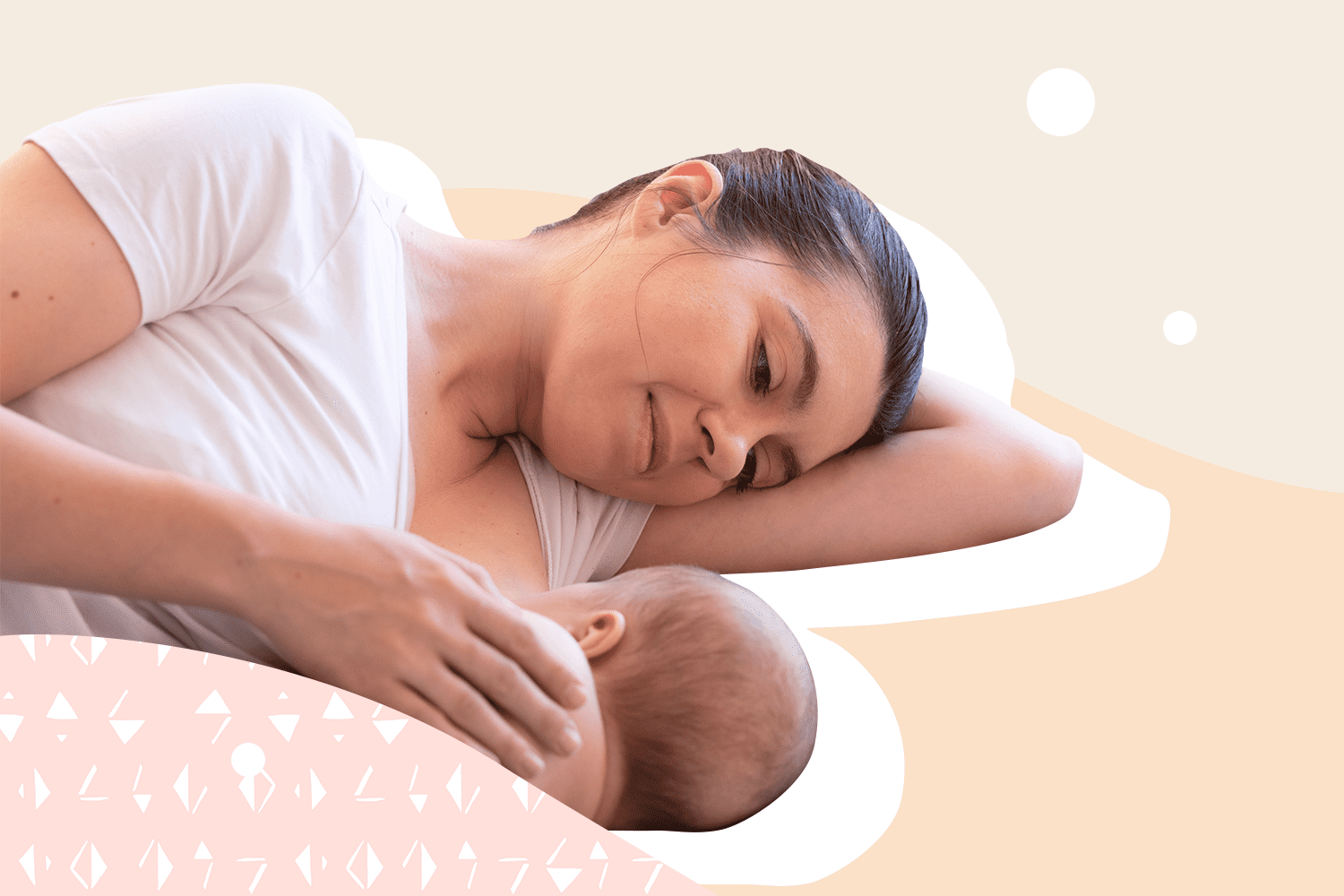 妈妈在婴儿的怀里，母乳喂养