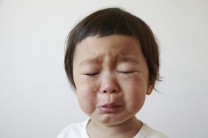 孩子哭了