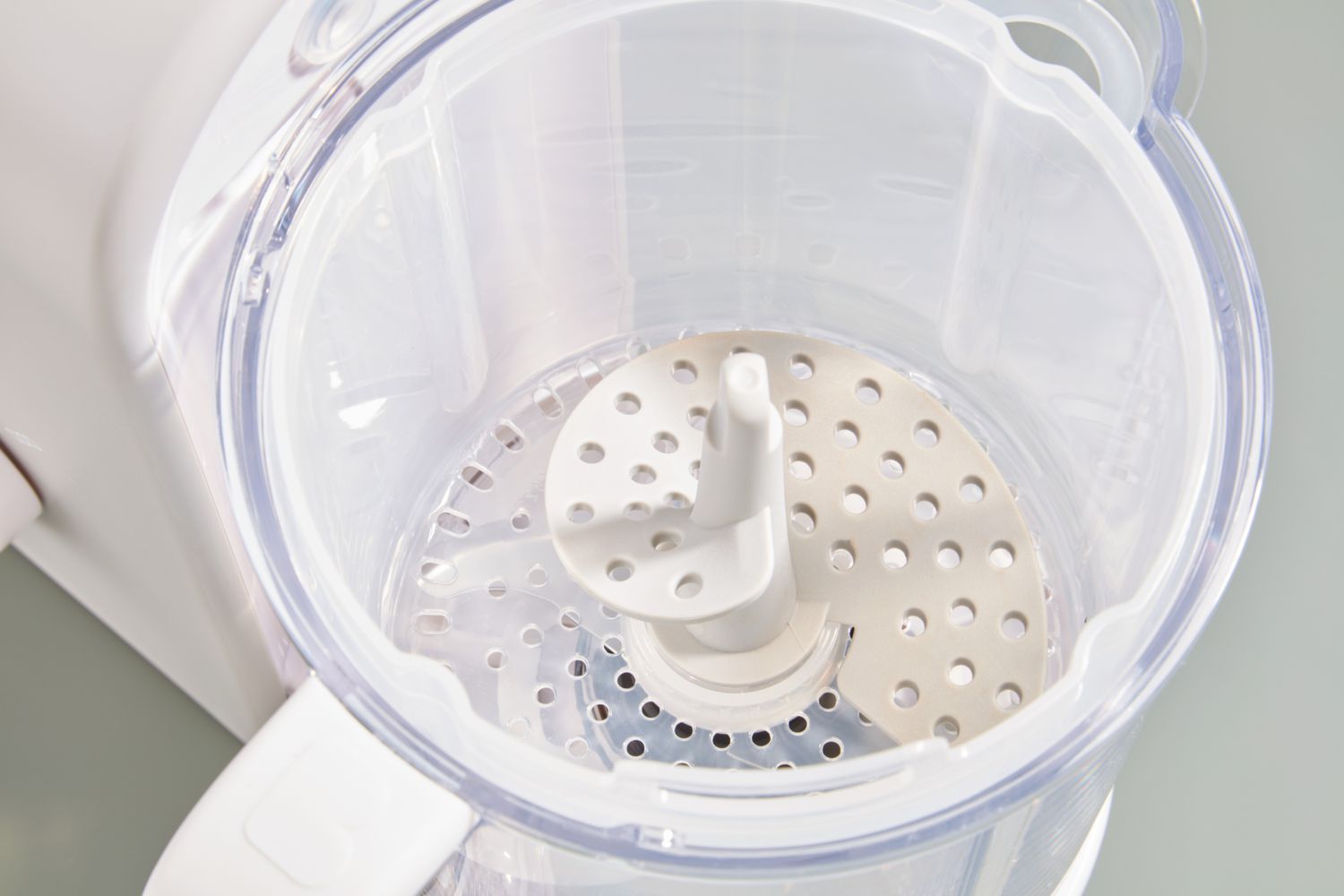 Interior of the BÃ©aba Babycook Express Baby Food Maker.