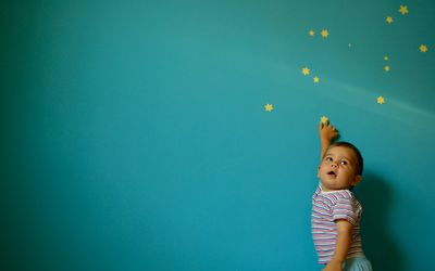 toddler with stars