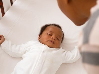 babyin crib