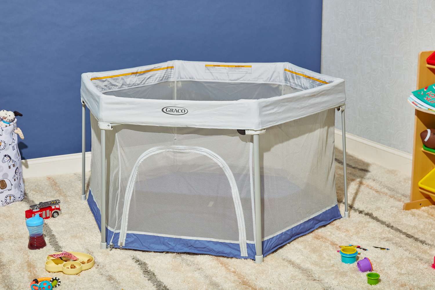 Graco Pack 'n Play LiteTraveler LX Playard