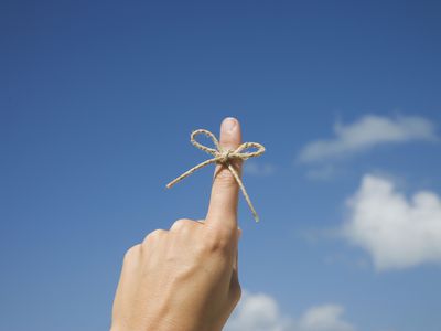 String on finger as a reminder