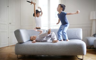 如果你的孩子不听，问自己这10个问题。