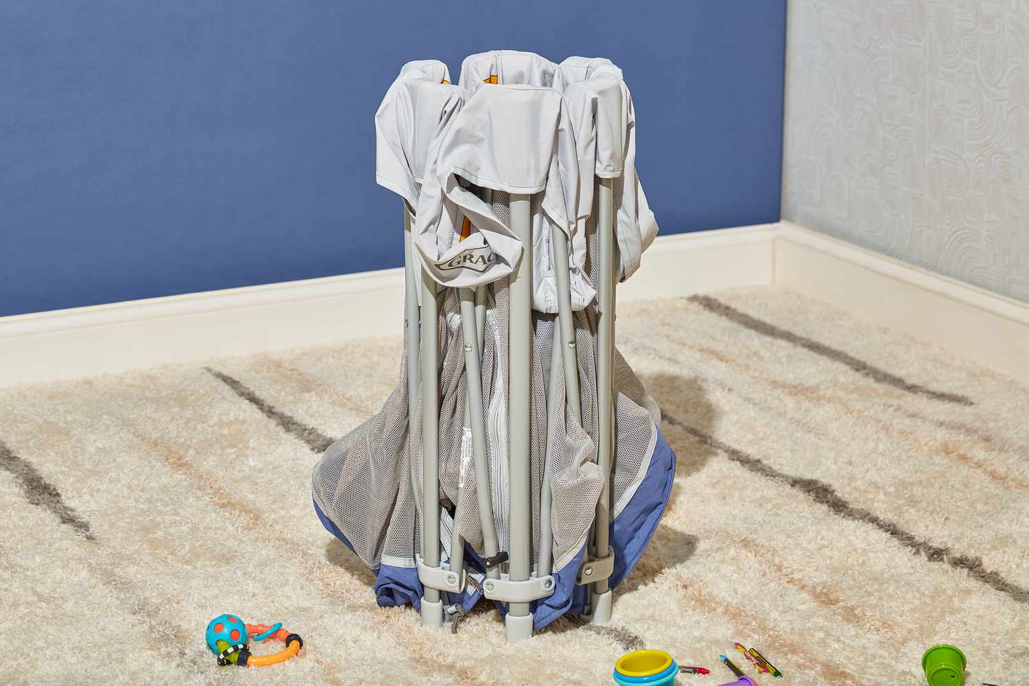 Graco Pack 'n Play LiteTraveler LX Playard