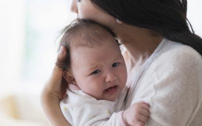 妈妈让孩子感到痛苦
