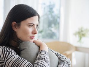 流产后的女人